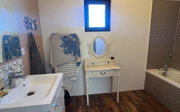 Maison à vendre    4 pièces • 105 m2 Ingré