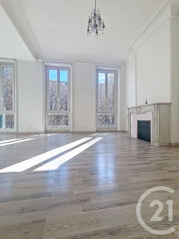 Appartement T3 à vendre  4 pièces - 83,37 m2 MARSEILLE - 13006