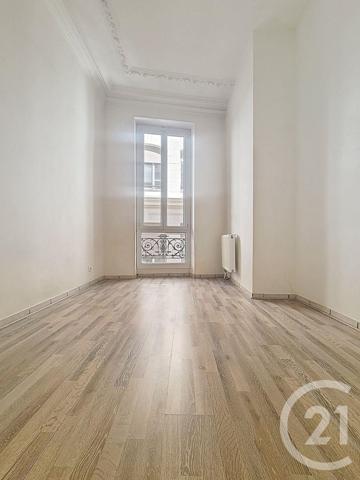 Appartement T3 à vendre  4 pièces - 83,37 m2 MARSEILLE - 13006