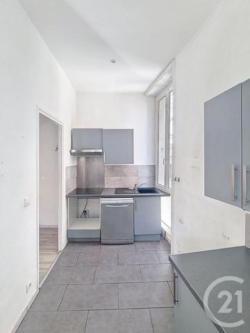Appartement T3 à vendre  4 pièces - 83,37 m2 MARSEILLE - 13006