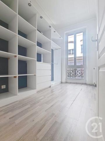 Appartement T3 à vendre  4 pièces - 83,37 m2 MARSEILLE - 13006