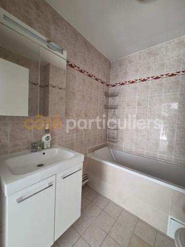 Vente
                Appartement25,2 m² - 1 Pièce -
                    AUBERVILLIERS (93300)