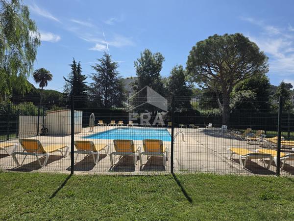 4 pièces traversant 85M² dernier étage, piscine