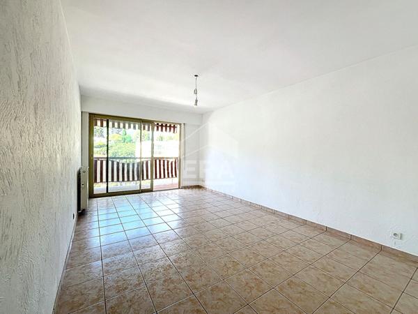 4 pièces traversant 85M² dernier étage, piscine