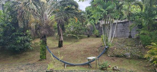 A VENDRE JOLIE VILLA T4 MEZZANINE  SUR 800 M² DE TERRAIN DANS SECTEUR RESIDENTIEL DE PRISE D'EAU A PETIT BOURG