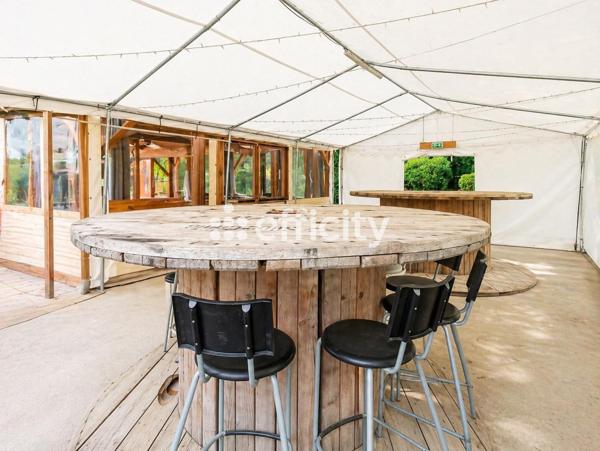 Maison 8 pièces - 280 m²