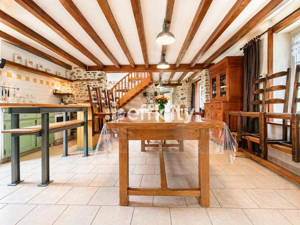Maison 8 pièces - 280 m²
