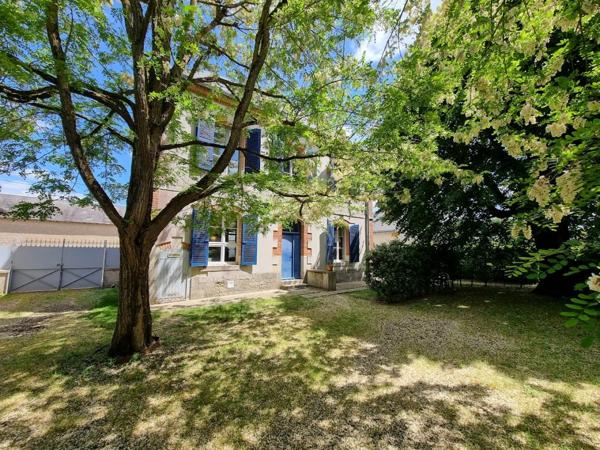 "Maison atypique au coeur d'une ancienne école" 45520 - Chevilly