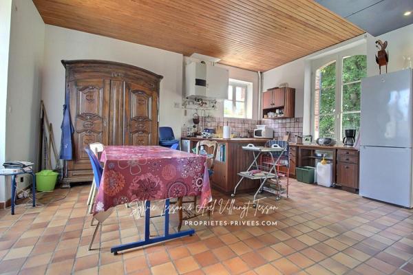 "Maison atypique au coeur d'une ancienne école" 45520 - Chevilly