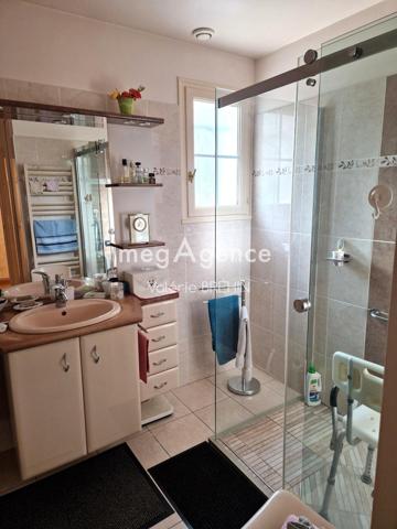 Maison à Port-Brillet, 53410 - 7 pièces 174m²