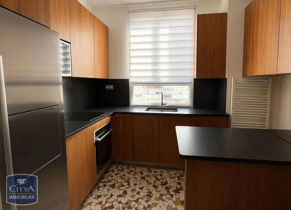 Appartement à louer 4 pièces 88.74m² La Rochelle (17000)