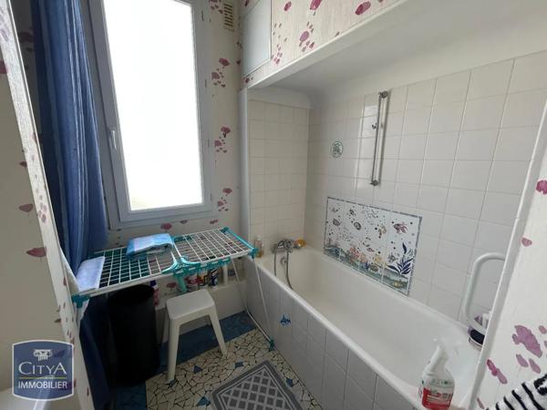 Appartement à louer 4 pièces 88.74m² La Rochelle (17000)