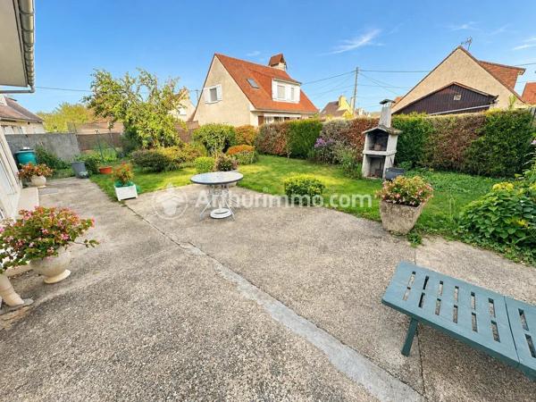 Vente                                                      Maison
                        
                     6 pièces                      115 m2                     à Neuvic