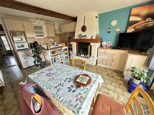 Vente                                                      Maison
                        
                     6 pièces                      115 m2                     à Neuvic