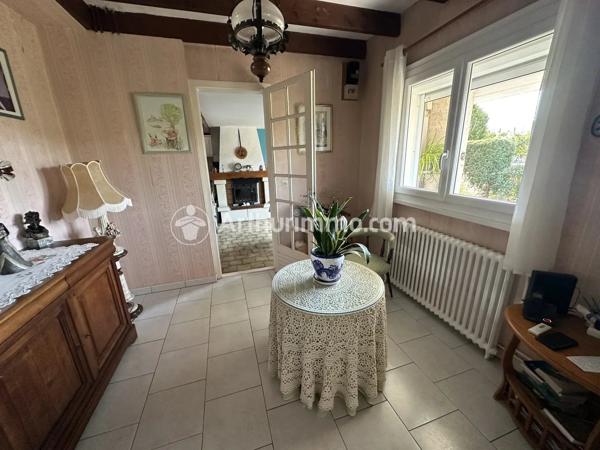 Vente                                                      Maison
                        
                     6 pièces                      115 m2                     à Neuvic