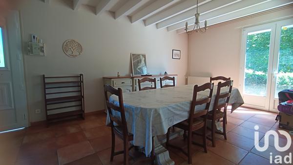 Maison à vendre 7 pièces 226 m² Montendre