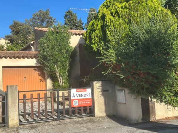 Maison de plain-pied avec jardin et garage – Potentiel 3 chambres