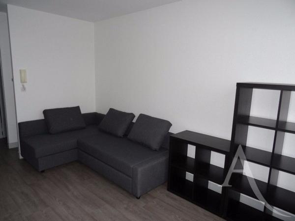 Studio meublé calme, lumineux et sans vis-à-vis Bourges Sud !