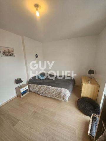 2 pièces 42.45m² - balcon de 10.70m² - deux places de parking