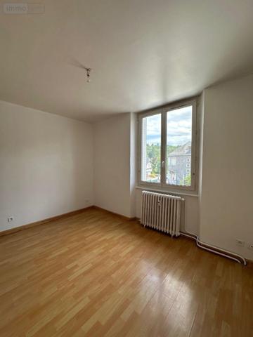 Appartement rénové à louer à Ussel en Corrèze (19200), ref : UL 155