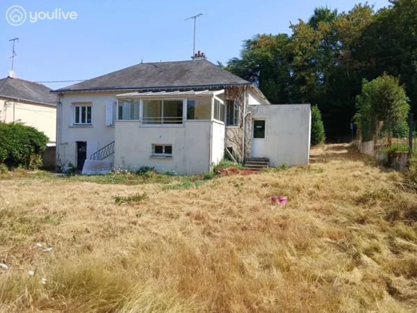 Une maison familiale aux beaux volumes dont T2 indépendant et terrain de plus de 1 100 m²
