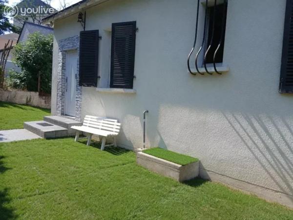 Une maison familiale aux beaux volumes dont T2 indépendant et terrain de plus de 1 100 m²