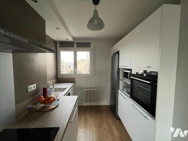 SECTEUR PAIX PASTEUR appartement quatre pièces balcon très bon état