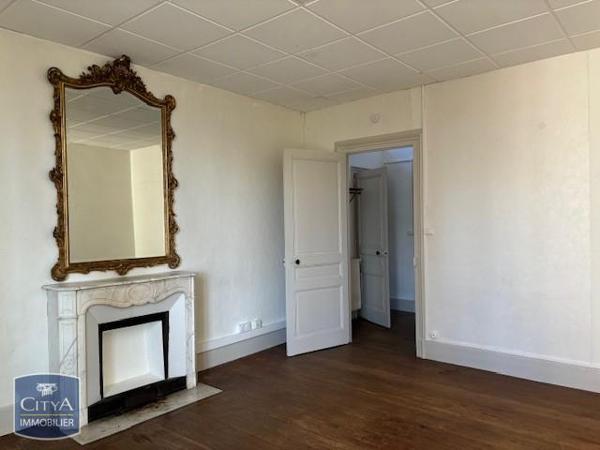 Appartement à louer 4 pièces 105m²