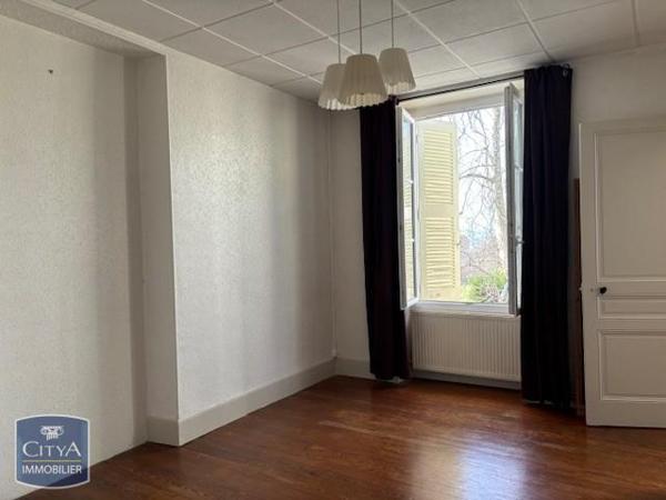 Appartement à louer 4 pièces 105m²