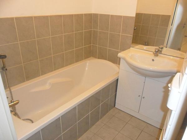 GRIGNY T 3 avec Balcon résidences des Faïenciers