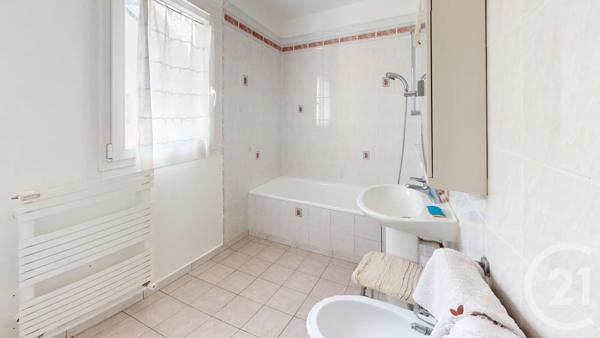 Maison à vendre  6 pièces - 115 m 2   VITRY SUR SEINE  - 94