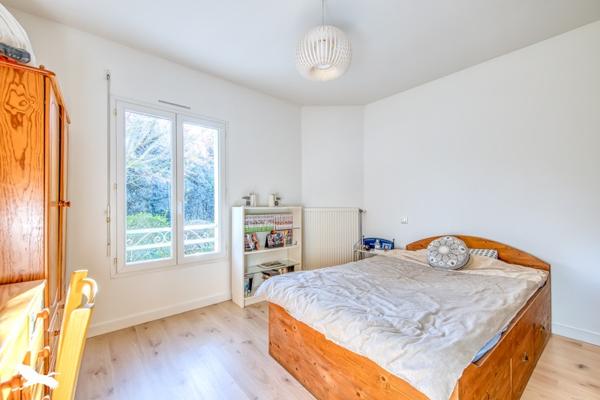 Maison à vendre |  Saint-Médard-en-Jalles |  6 pièces | 199 m²