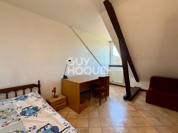Maison 258 m² sur terrain 13,7 ares