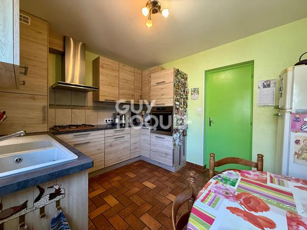 Maison 258 m² sur terrain 13,7 ares