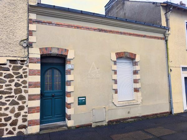 MAISON DE VILLE