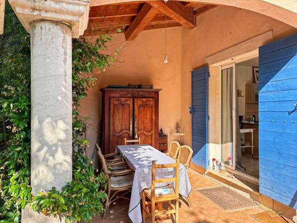 Châteaurenard (13160) Villa 130 m2 sur terrain de 455 m2 proche centre au calme