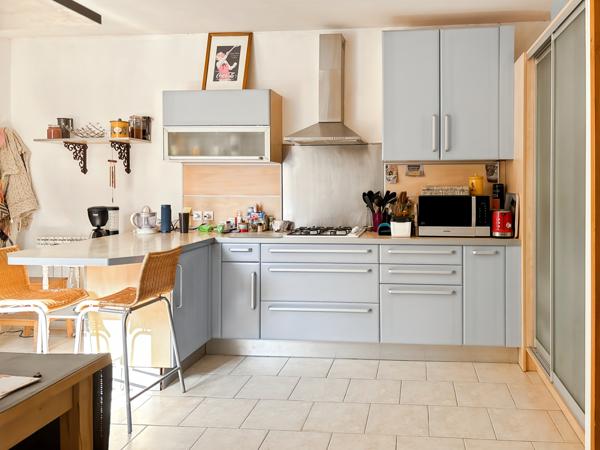 Châteaurenard (13160) Villa 130 m2 sur terrain de 455 m2 proche centre au calme