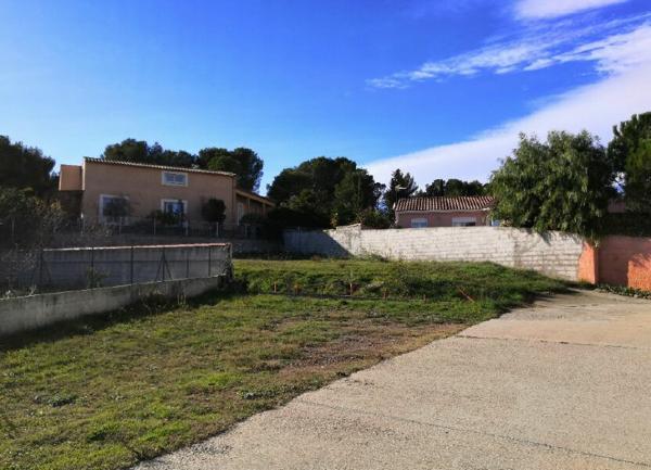Terrain à vendre    639 m2 Lézignan-Corbières