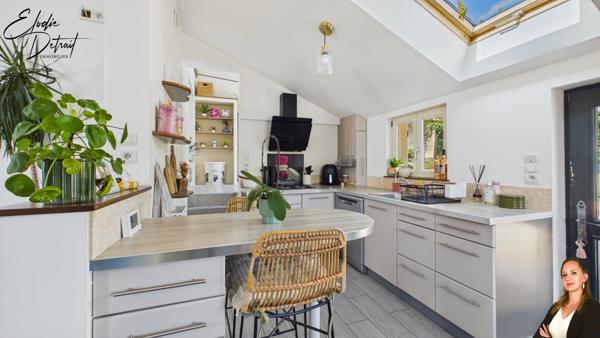Maison
         6 pièces
        - 76 m² 132 400 € *