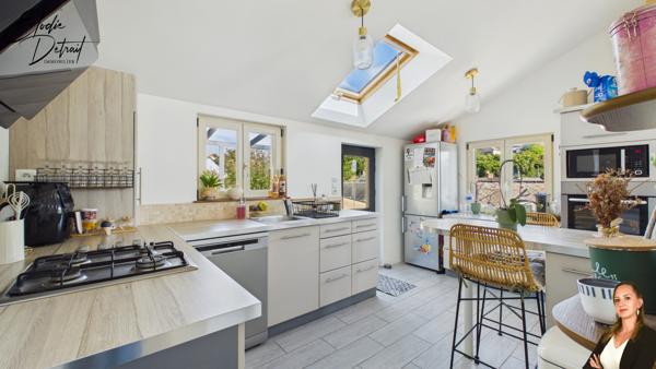 Maison
         6 pièces
        - 76 m² 132 400 € *