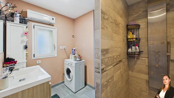 Maison
         6 pièces
        - 76 m² 132 400 € *
