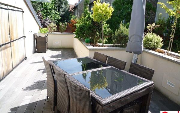 Appartement à vendre    5 pièces • 162 m2 Nogent-sur-Marne