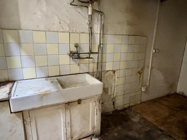 IMMEUBLE A FORT POTENTIEL – SPÉCIAL INVESTISSEUR –A RENOVER ENTIEREMENT - Castelnaudary (11400)