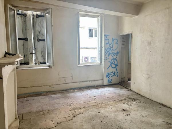 IMMEUBLE A FORT POTENTIEL – SPÉCIAL INVESTISSEUR –A RENOVER ENTIEREMENT - Castelnaudary (11400)