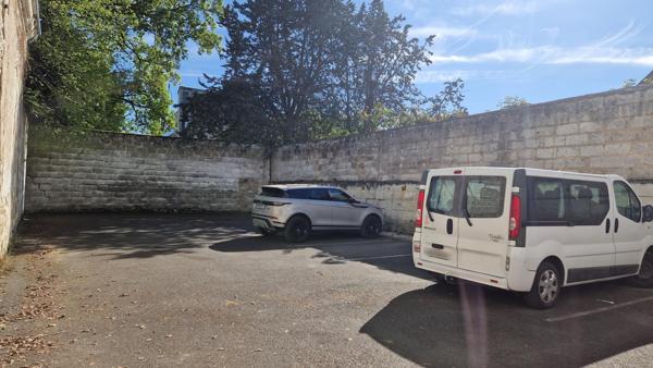 T2 dans résidence sécurisée à Châtellerault entre la Mairie et la gare !