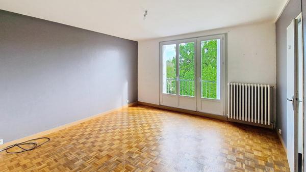 T2 dans résidence sécurisée à Châtellerault entre la Mairie et la gare !