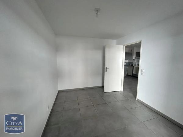 Appartement à louer 2 pièces 37.22m² Istres (13800)