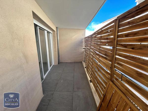 Appartement à louer 2 pièces 37.22m² Istres (13800)