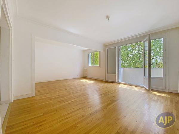 Appartement à vendre Nantes - 4 pièces, 69m² avec 2 chambre(s) à 180 500€ - AJP Immobilier Nantes Est