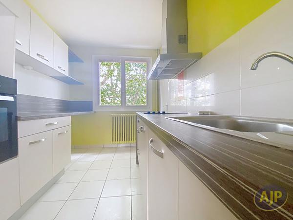 Appartement à vendre Nantes - 4 pièces, 69m² avec 2 chambre(s) à 180 500€ - AJP Immobilier Nantes Est